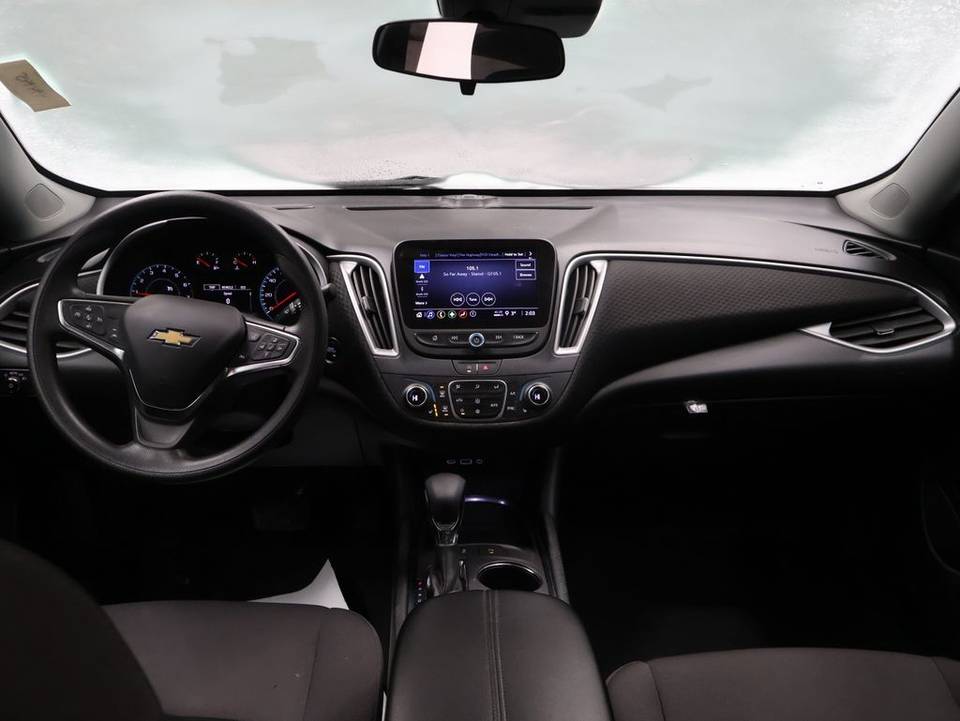 Chevrolet Malibu image 2