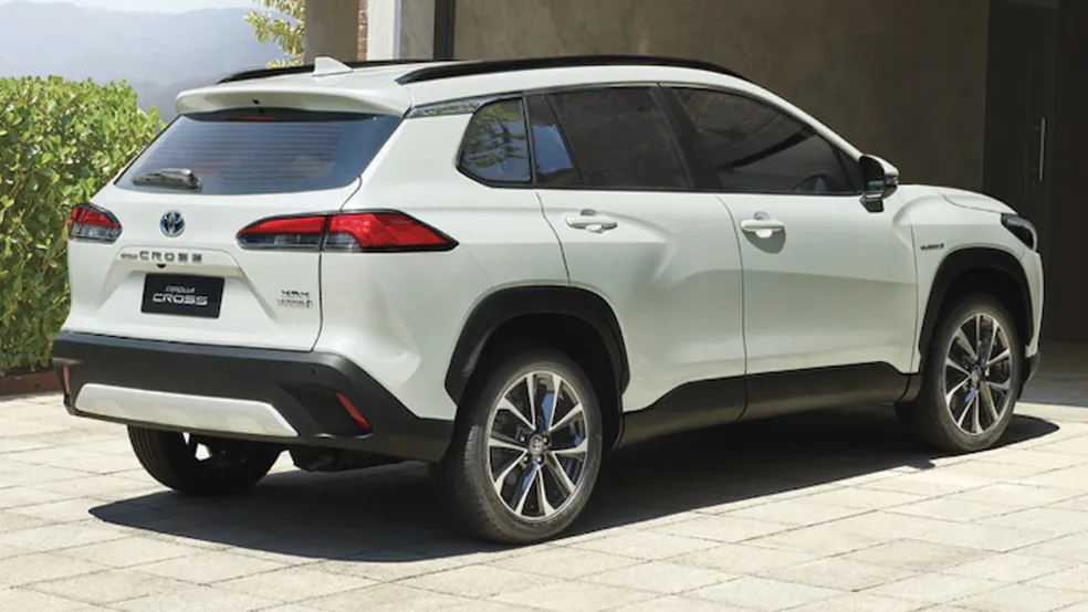 Toyota Corolla Cross image 2
