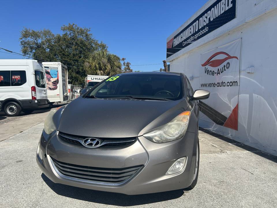 Hyundai Elantra image 5