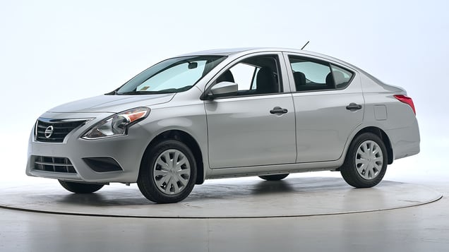 Nissan Versa image 3